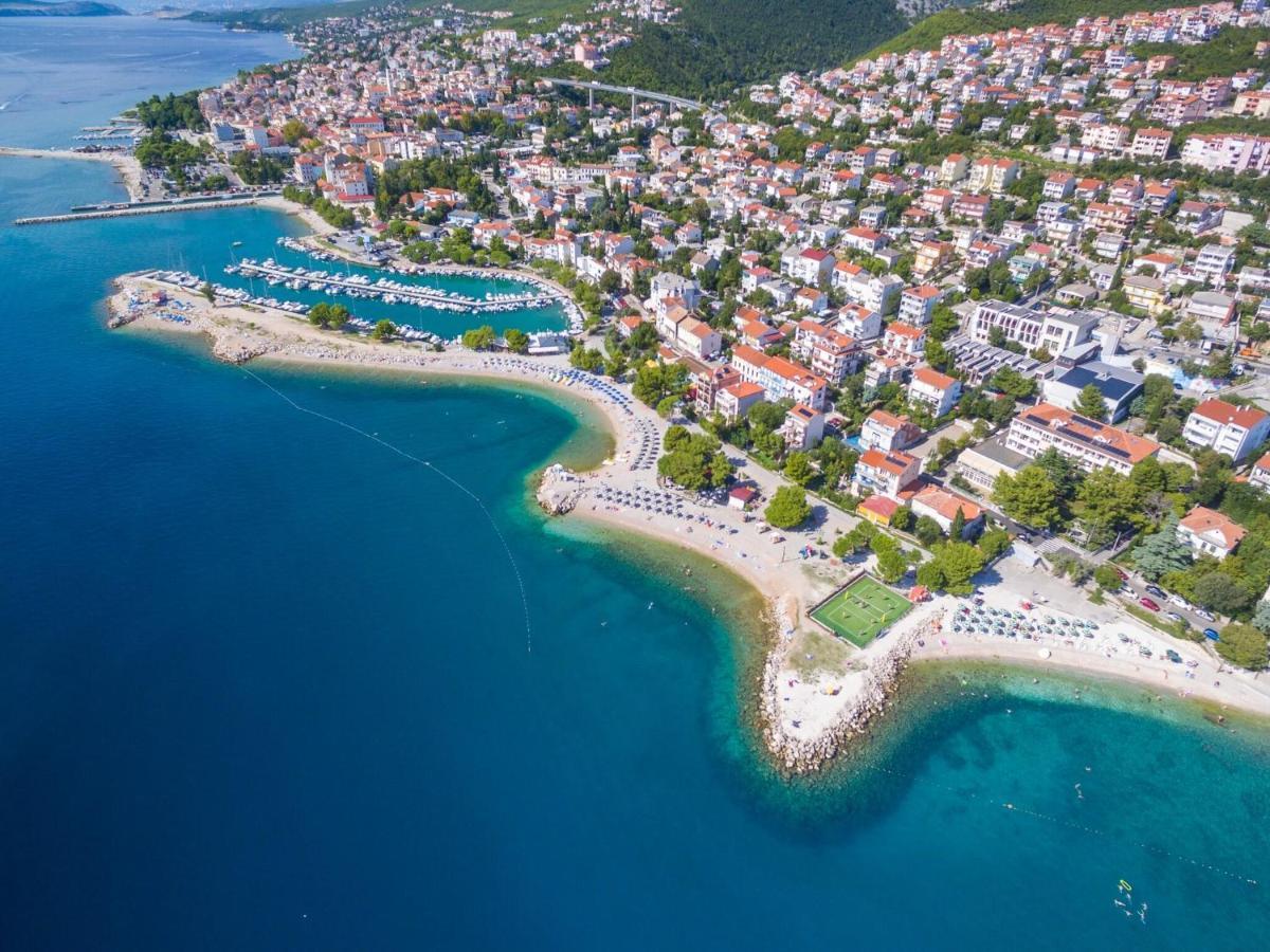 Apartments Lilin Crikvenica Exterior photo