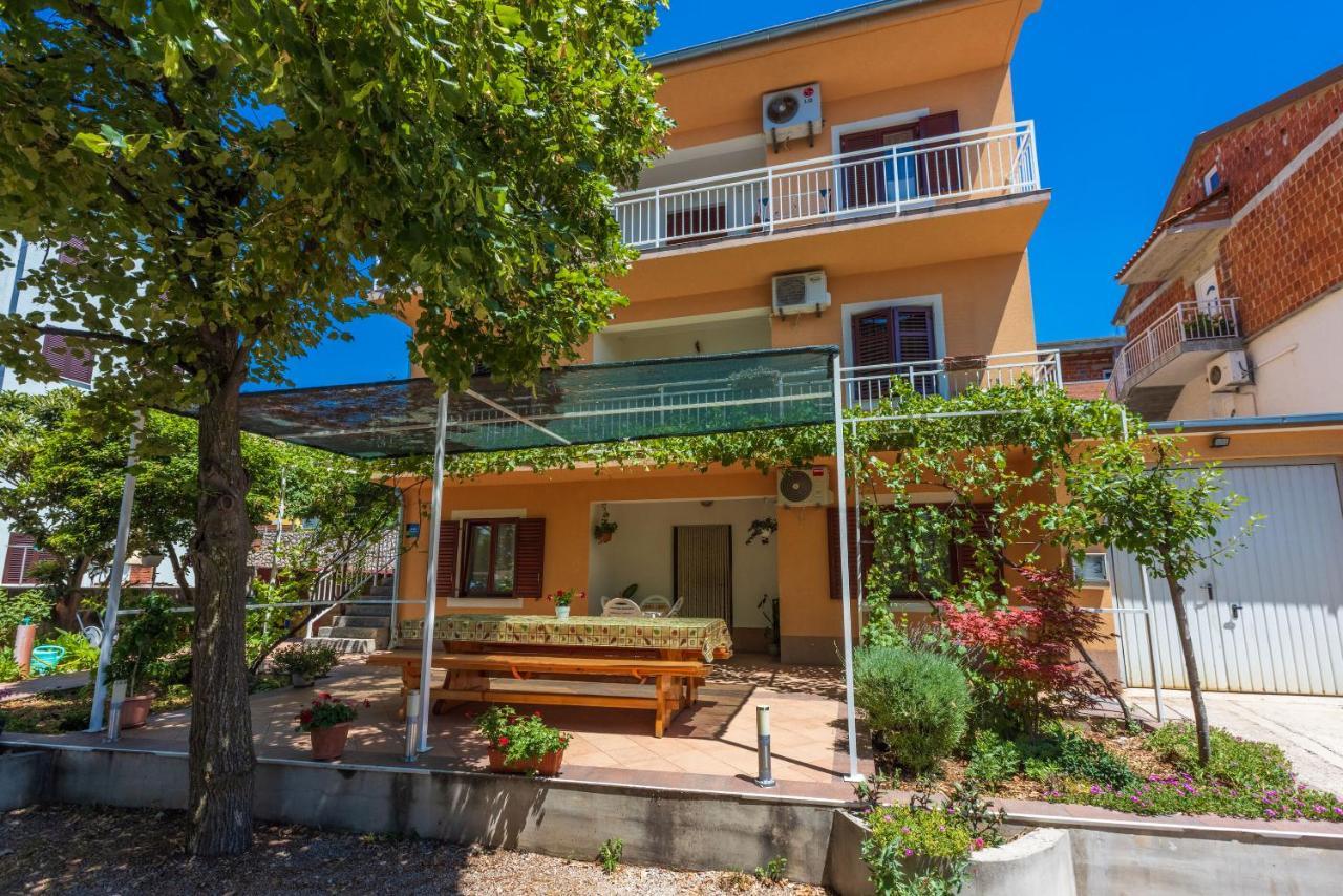Apartments Lilin Crikvenica Exterior photo