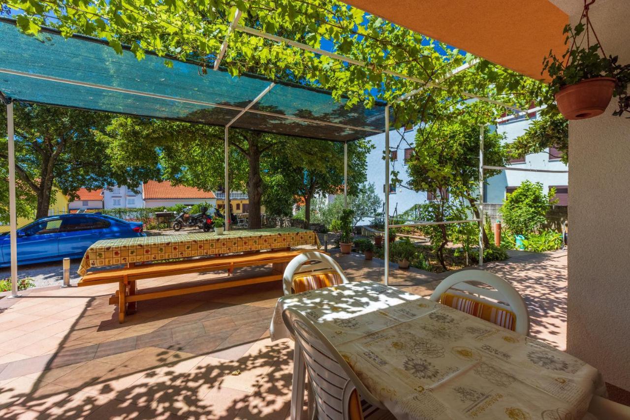 Apartments Lilin Crikvenica Exterior photo